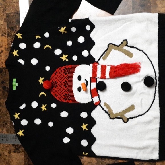 Cozy Snowman Christmas Sweater - Picture 4 of 7